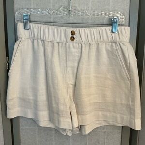 Women's Ivory Linen Shorts